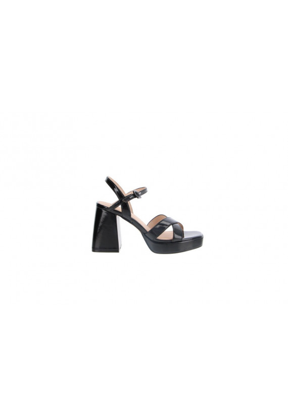 220-1027 SANDAL